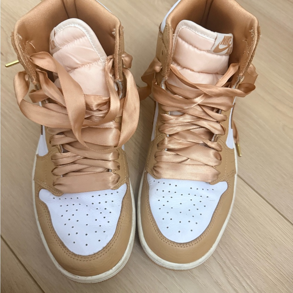 Nike Jordan Sneakers - Picture 3 of 7